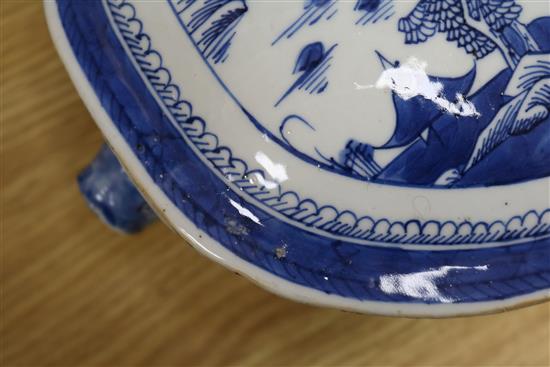 Two Chinese export blue and white tureens and covers, 18th/19th century largest 30cm